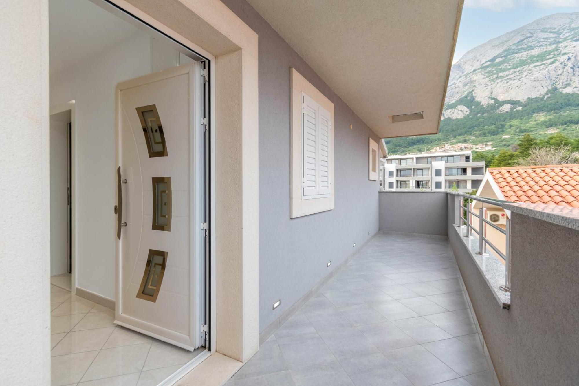 Studio Apartmani Dora Makarska Exterior foto
